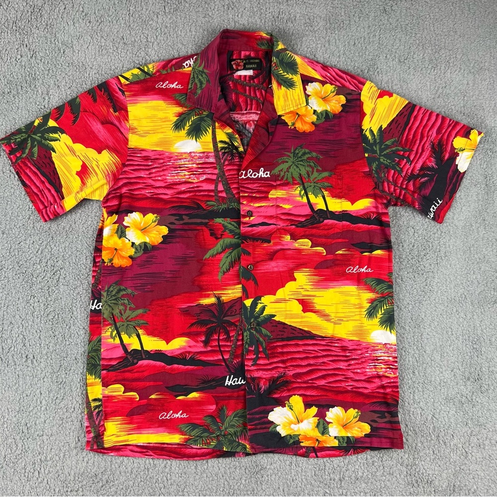 Ali’i Fashions Hawaii Shirt Mens Medium Red Yellow Hawaiian Button Up Tropical